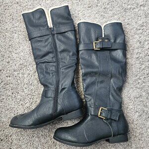 knee high black boots